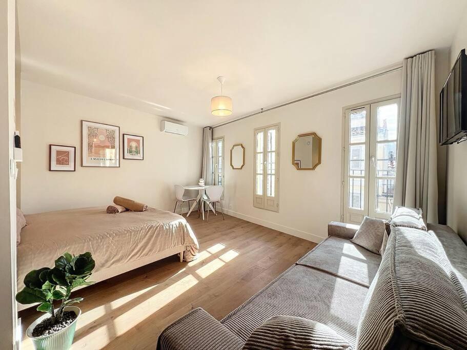 Charmant Appartement - Avec Balcon & Climatisation - Les Freres De La Loc' 马赛 外观 照片